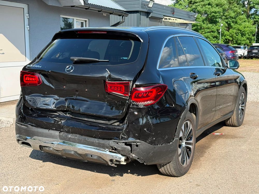 Mercedes-Benz GLC 200 d mHEV 4-Matic Avantgarde - 11