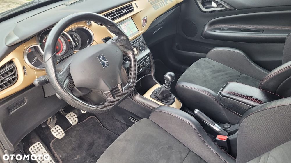 Citroën DS3 Racing - 10