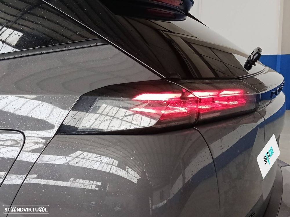 Peugeot 2008 1.2 Hybrid Allure e-DCS6 - 26