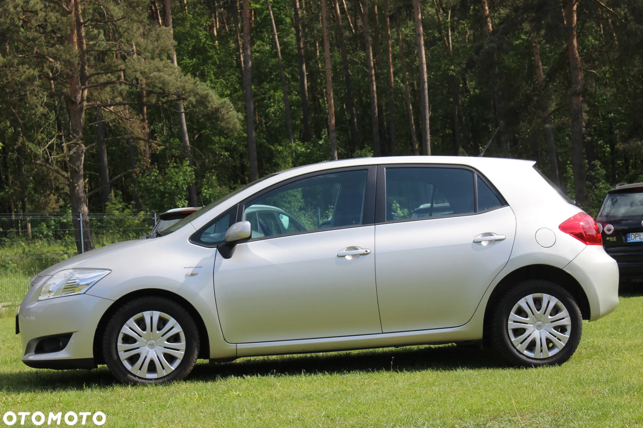 Toyota Auris 1.6 VVT-i Executive - 5