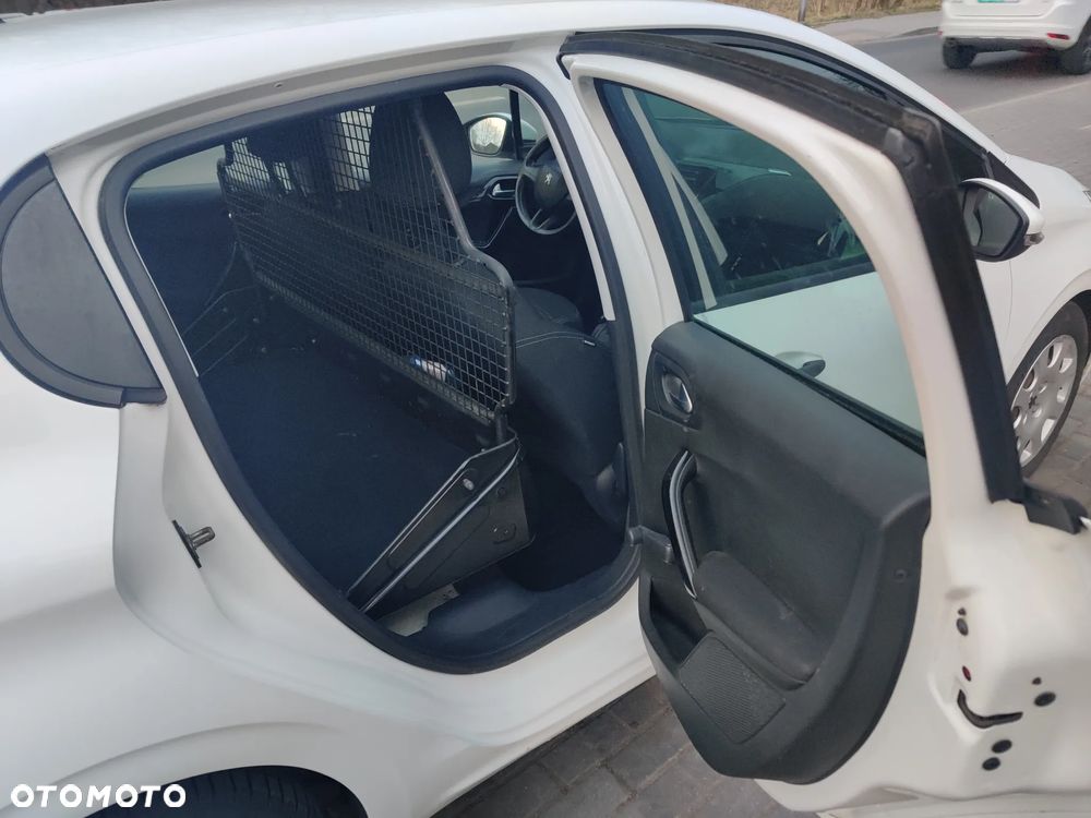 Peugeot 208 1.4 HDi Active - 14