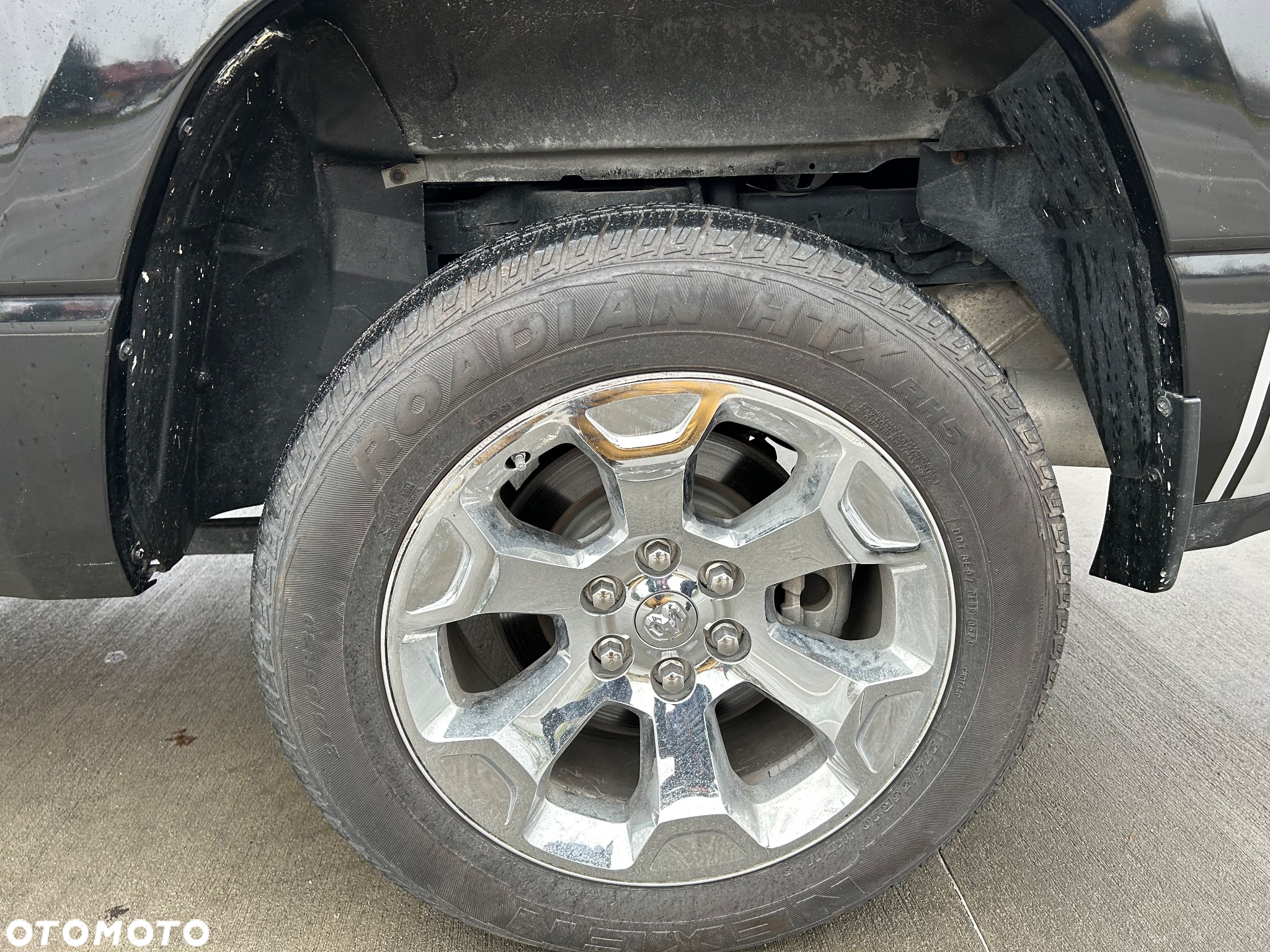 Dodge RAM 1500 5.7 4x4 - 16