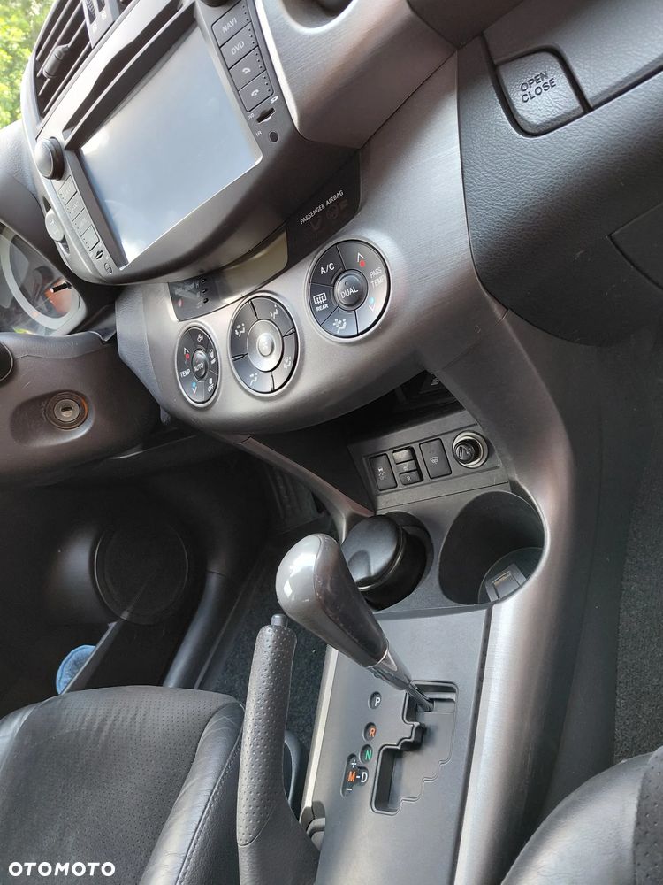 Toyota RAV4 2.0 VVT-i Sol MS - 10