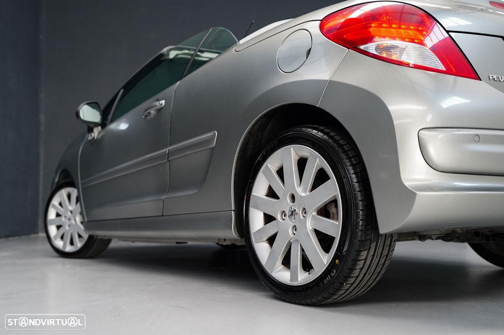 Peugeot 207 CC 1.6 HDi Sport FAP - 22