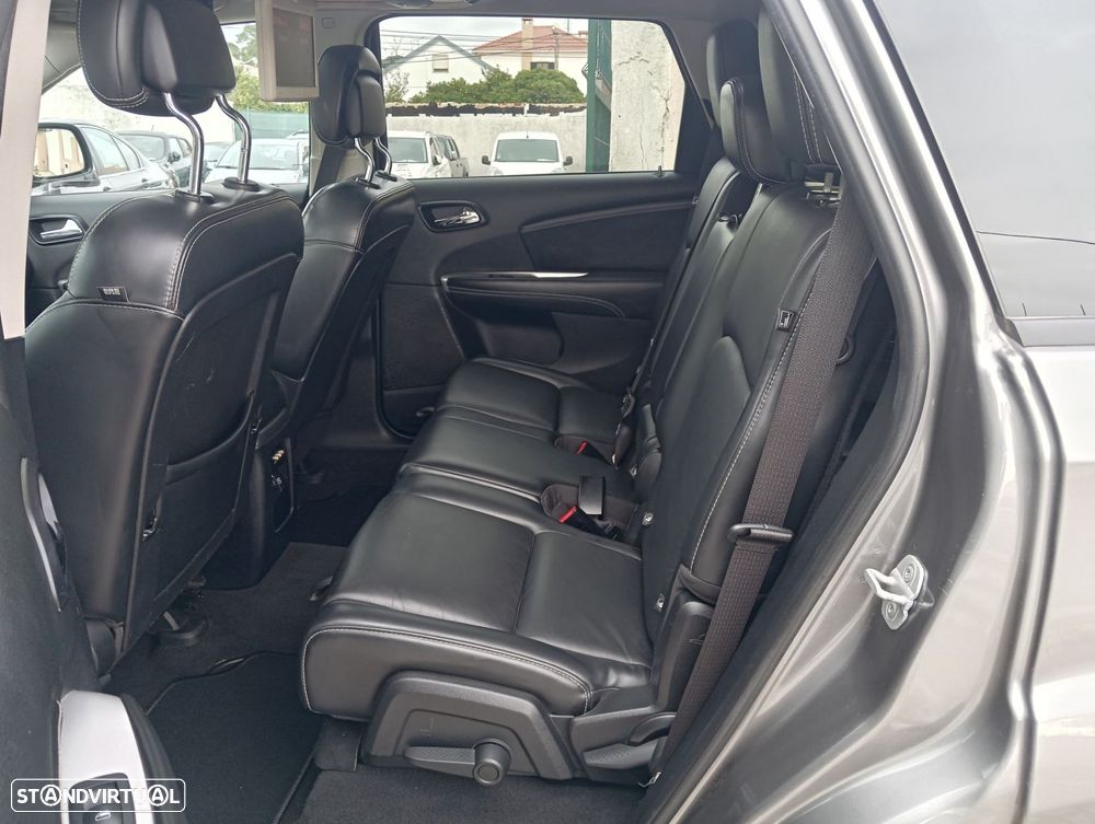 Fiat Freemont 2.0 Multijet 16V DPF Auto 4WD Lounge - 17