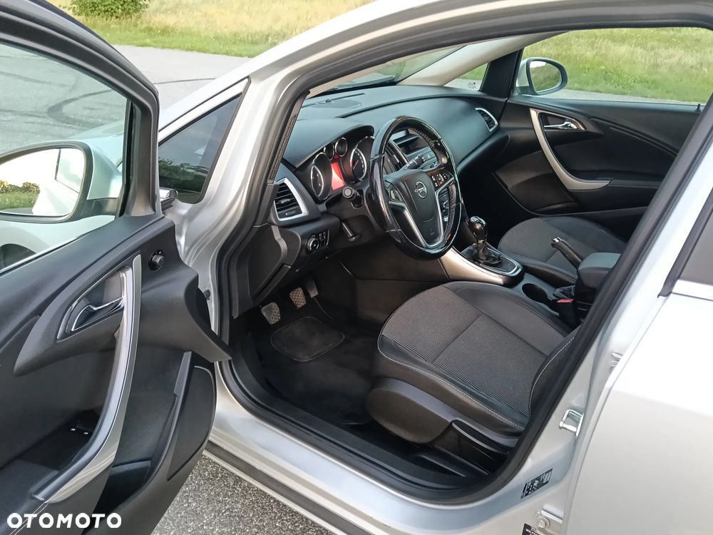 Opel Astra 1.7 CDTI - 14