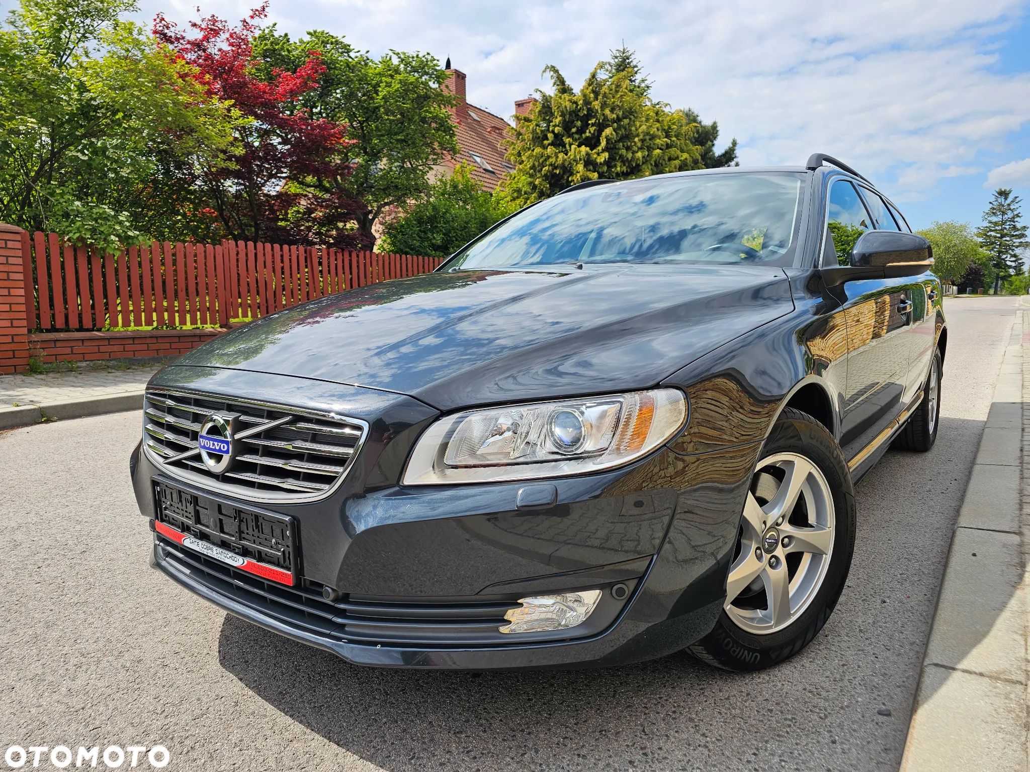 Volvo V70 D3 Geartronic Kinetic - 1