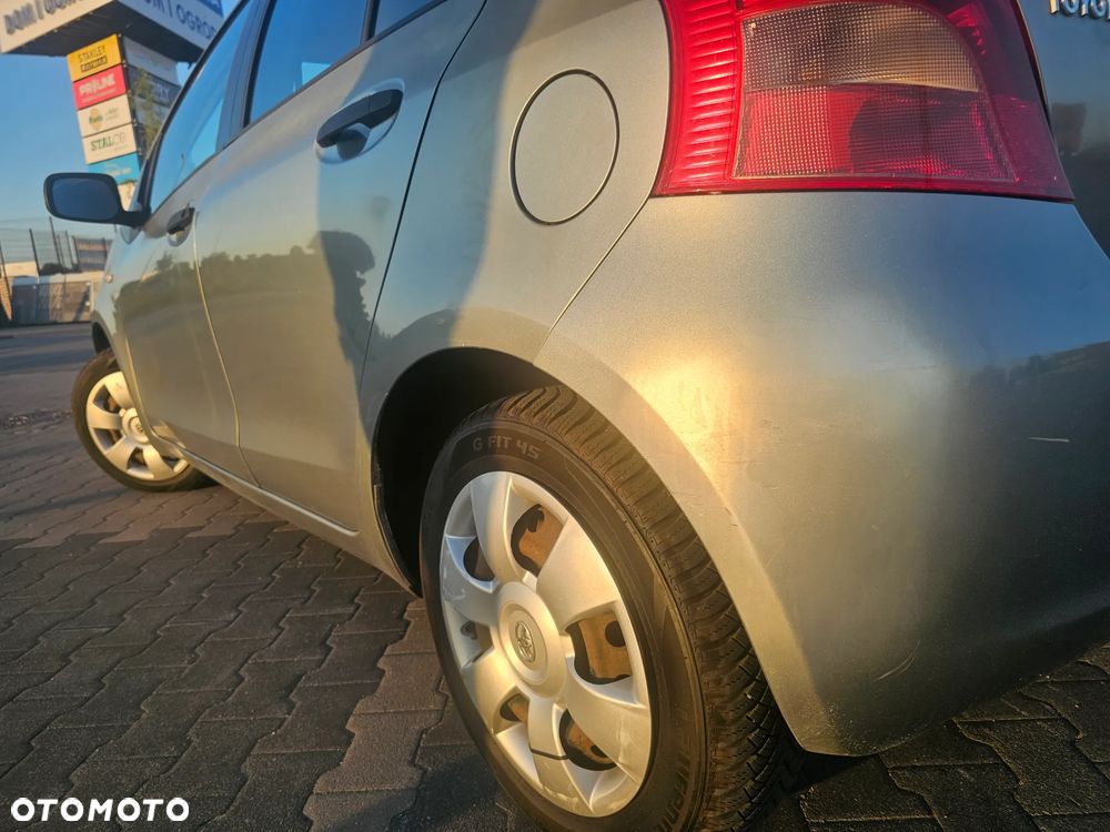 Toyota Yaris 1.3 Luna A/C - 22