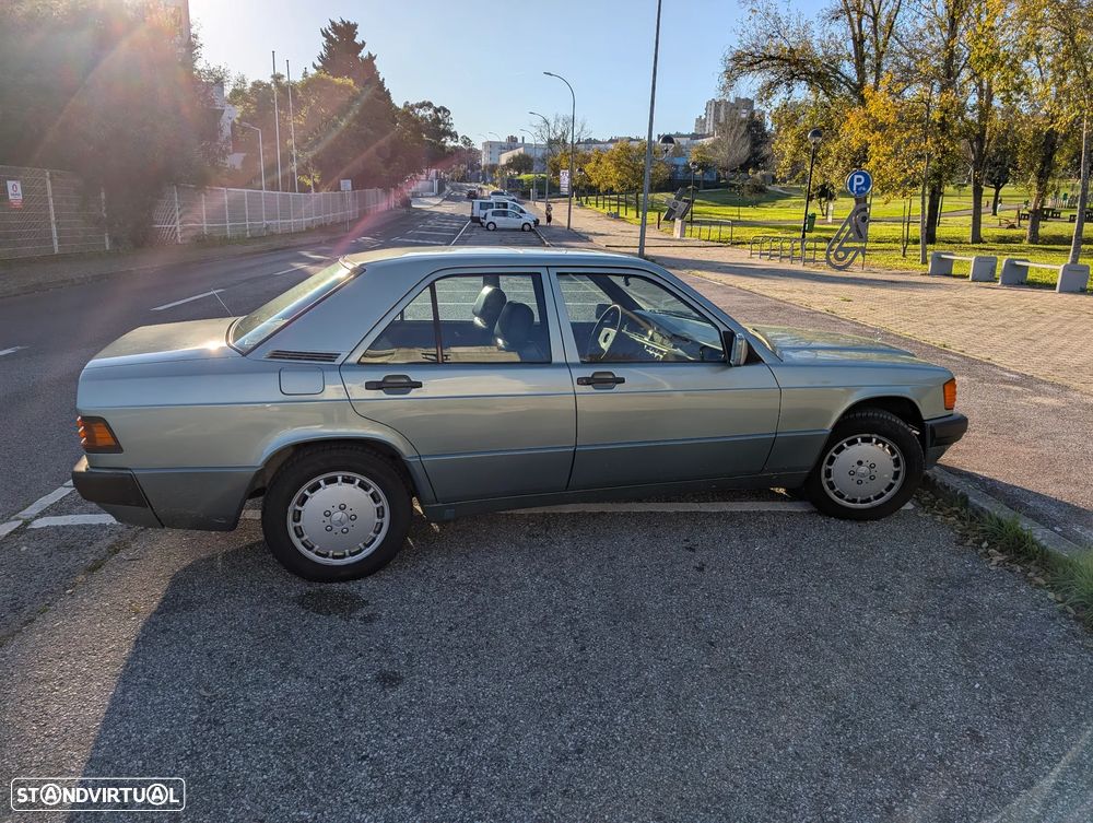Mercedes-Benz W201 (1982-1993) 190 D 2.0 - 6