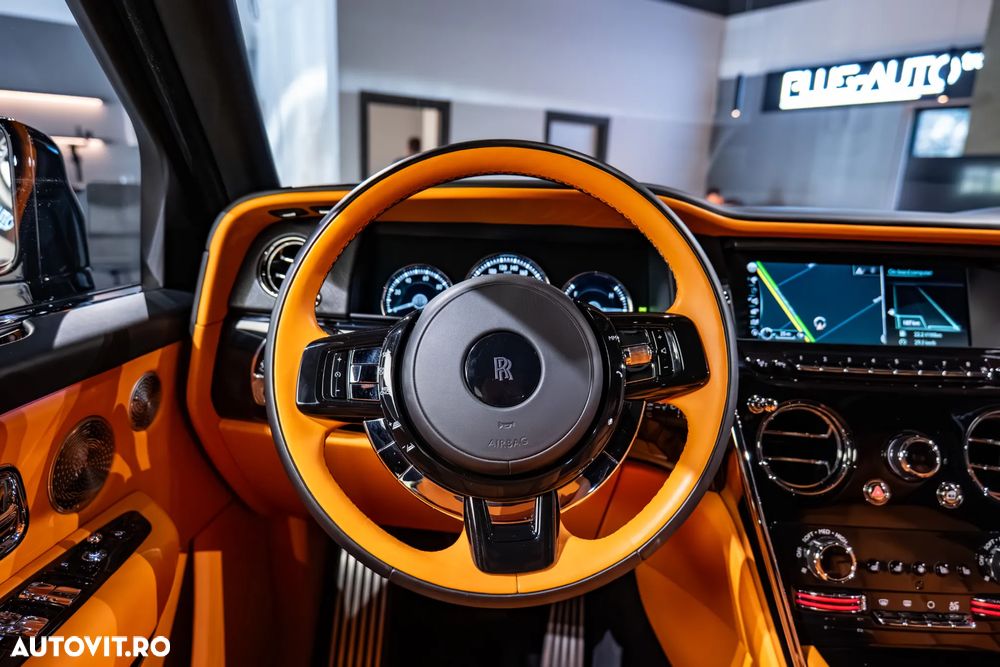 Rolls-Royce Cullinan - 19