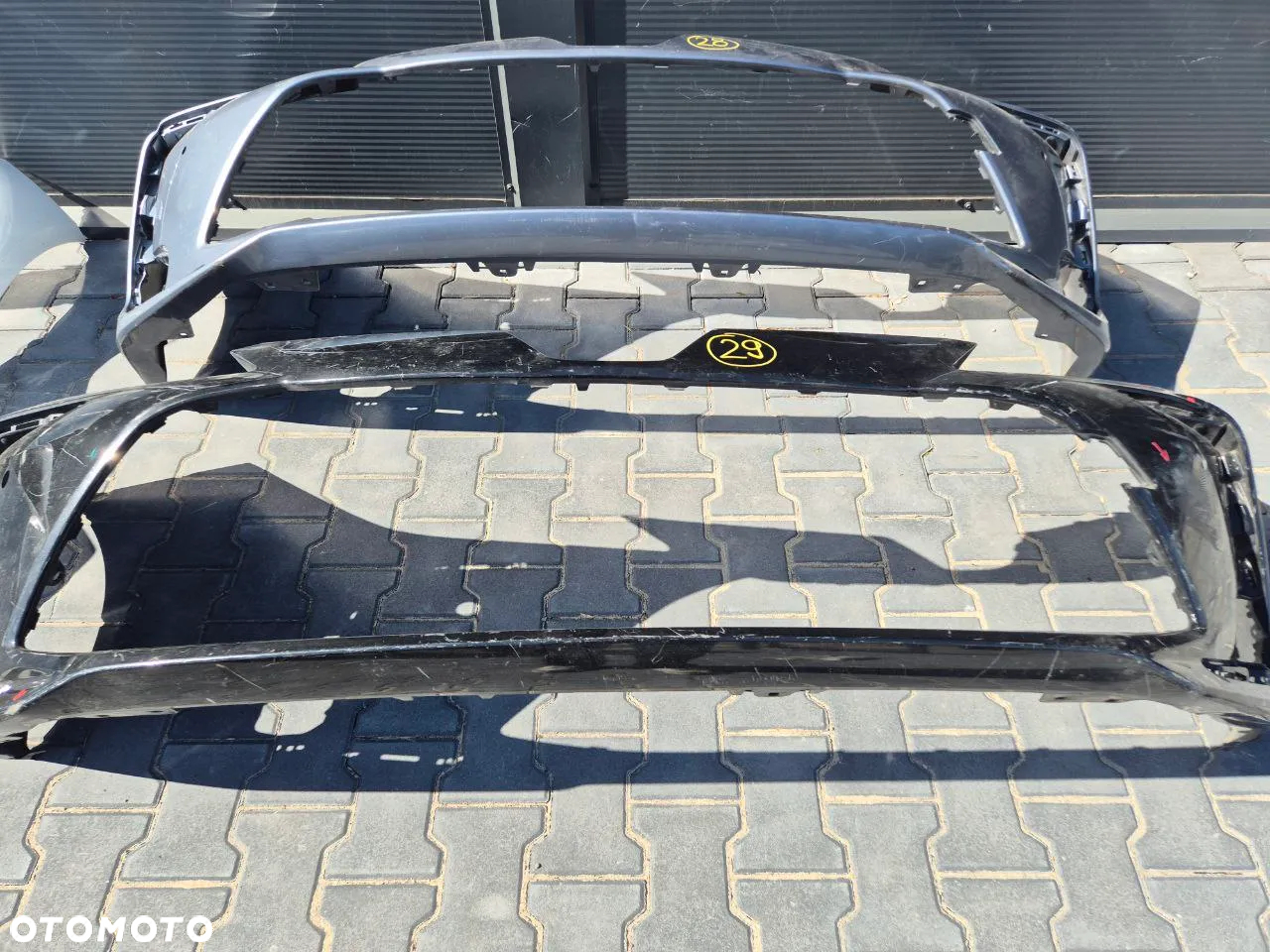 TOYOTA COROLLA E21 SEDAN ZDERZAK PRZEDNI 2xPDC (dostępne 5 zderzaków) - 15