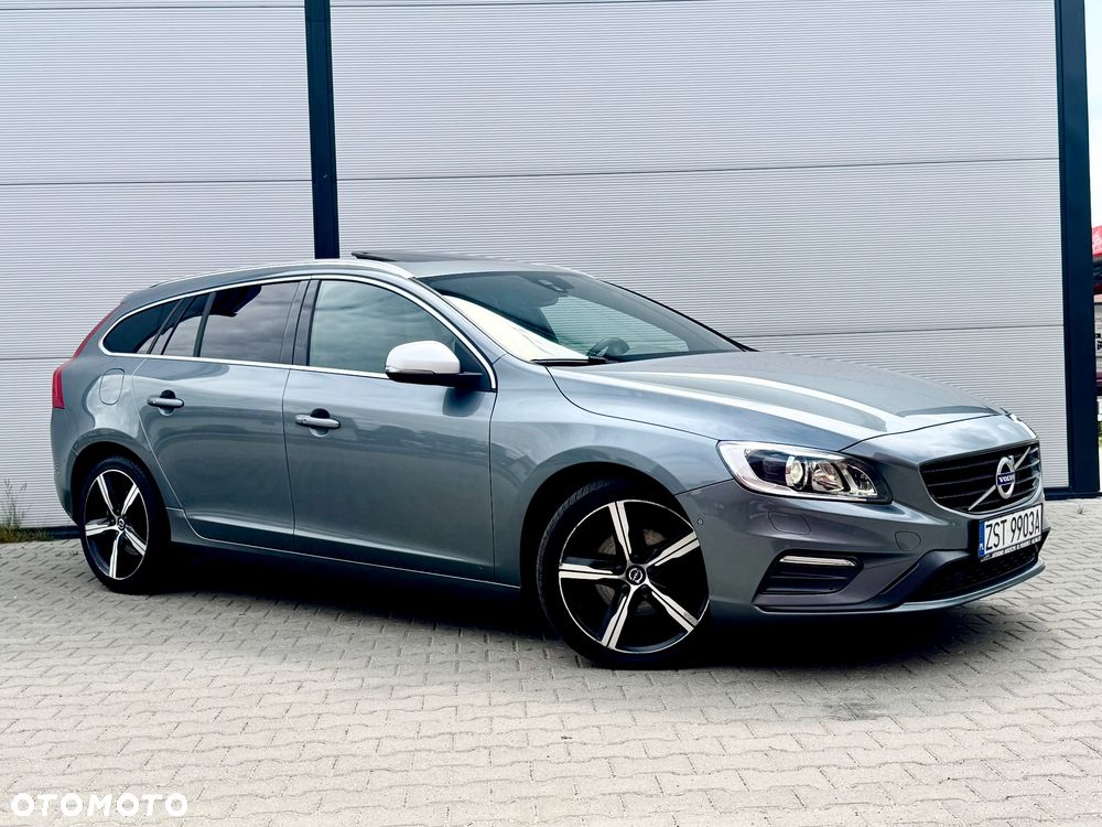 Volvo V60 D4 Geartronic R-Design - 9