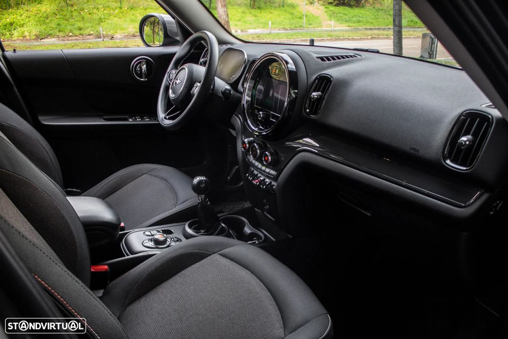 MINI Countryman One D Essential - 26