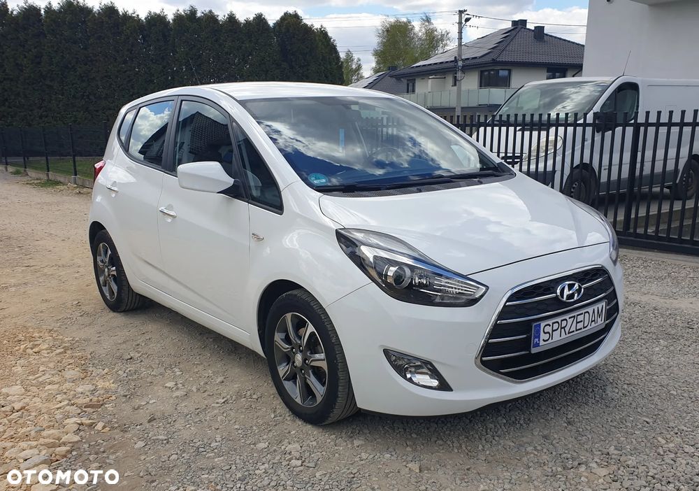 Hyundai ix20 - 3