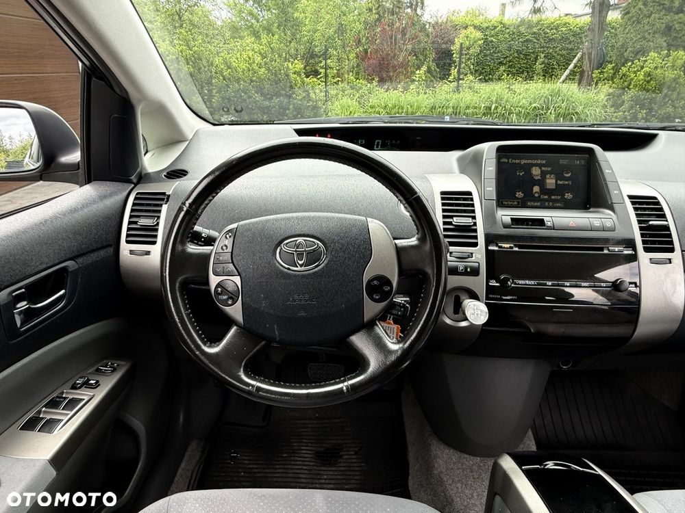 Toyota Prius 1.5 VVT-i Sol - 20