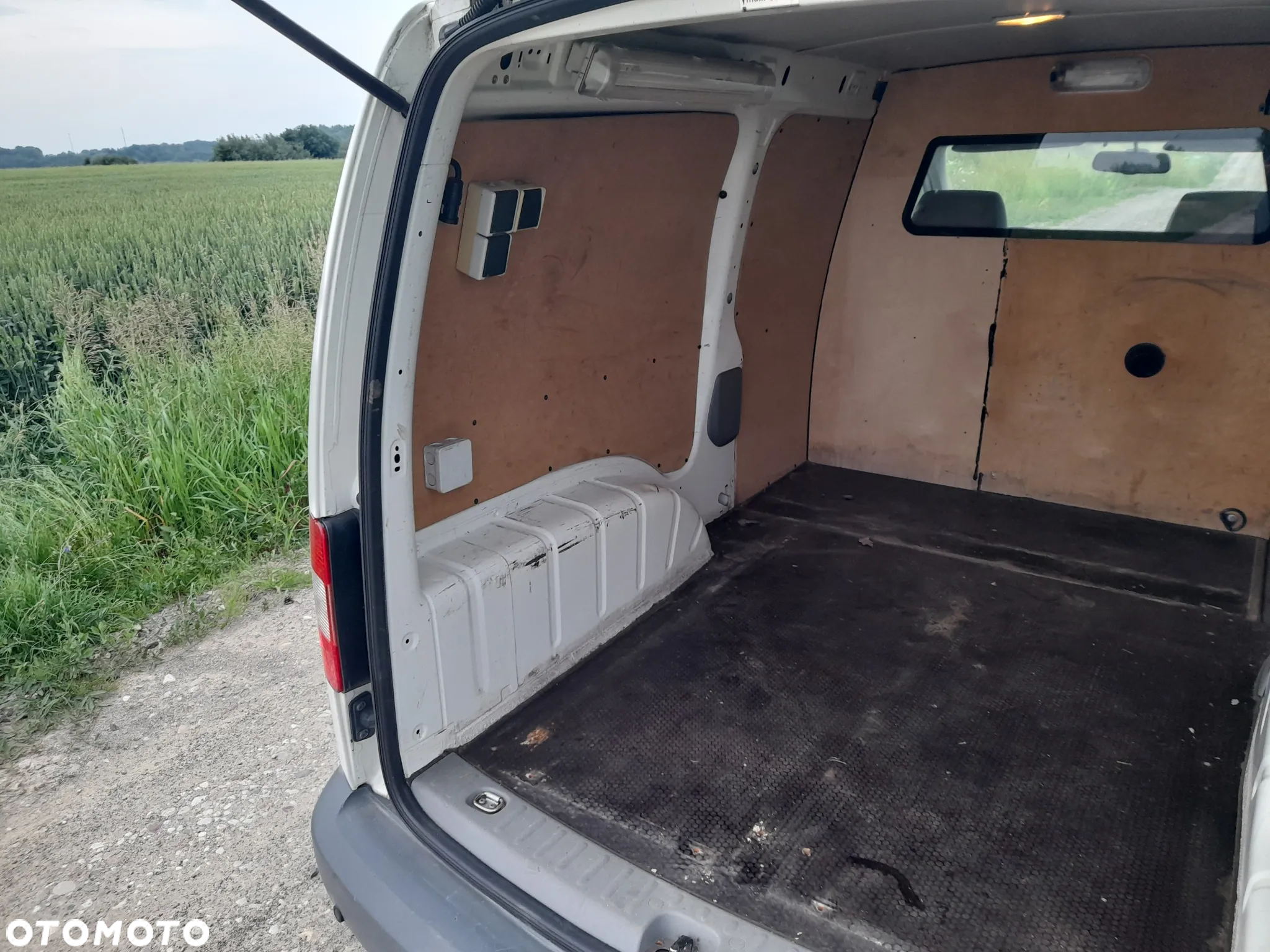 Volkswagen Caddy - 8