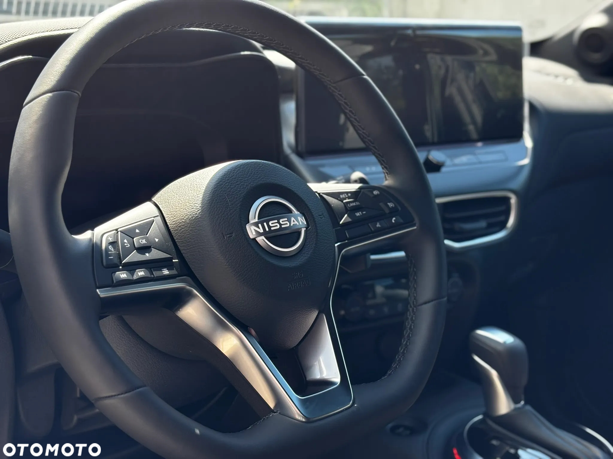 Nissan Juke 1.0 DIG-T N-Connecta DCT - 10