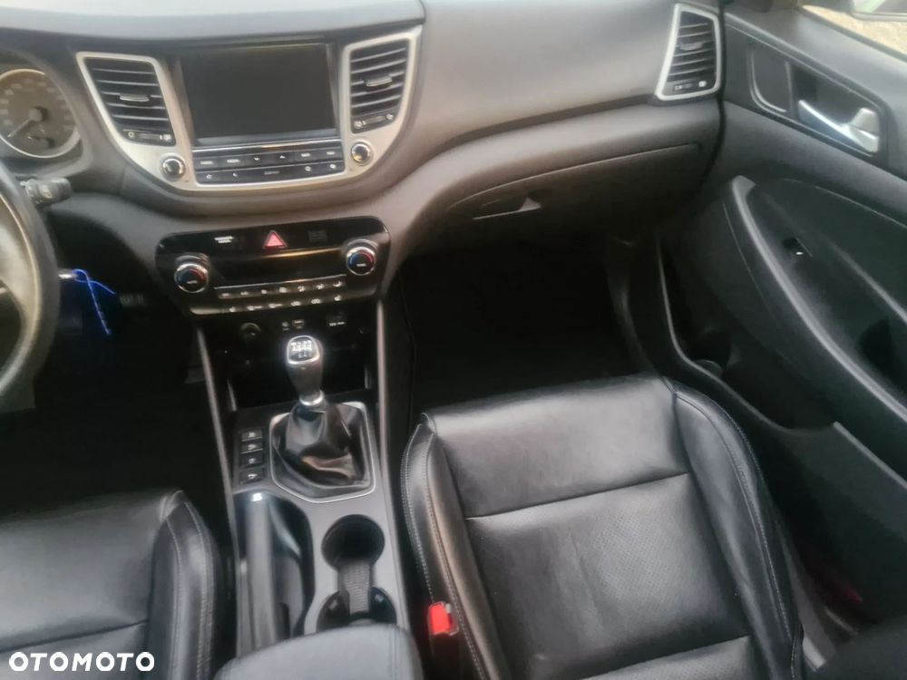 Hyundai Tucson - 30
