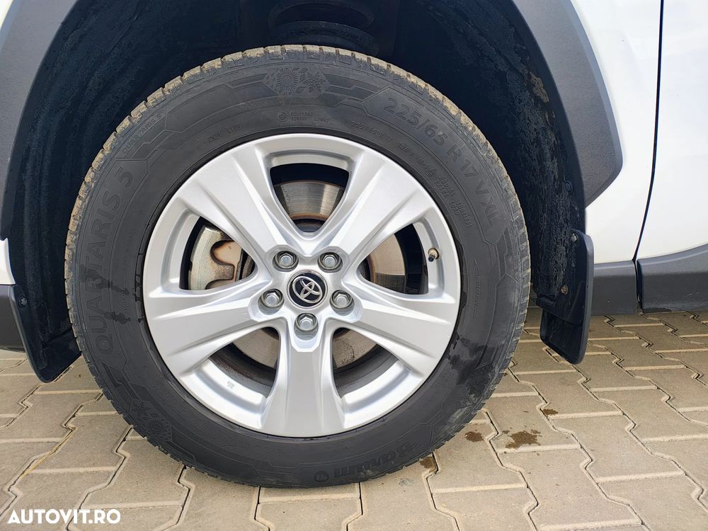 Toyota RAV4 - 4