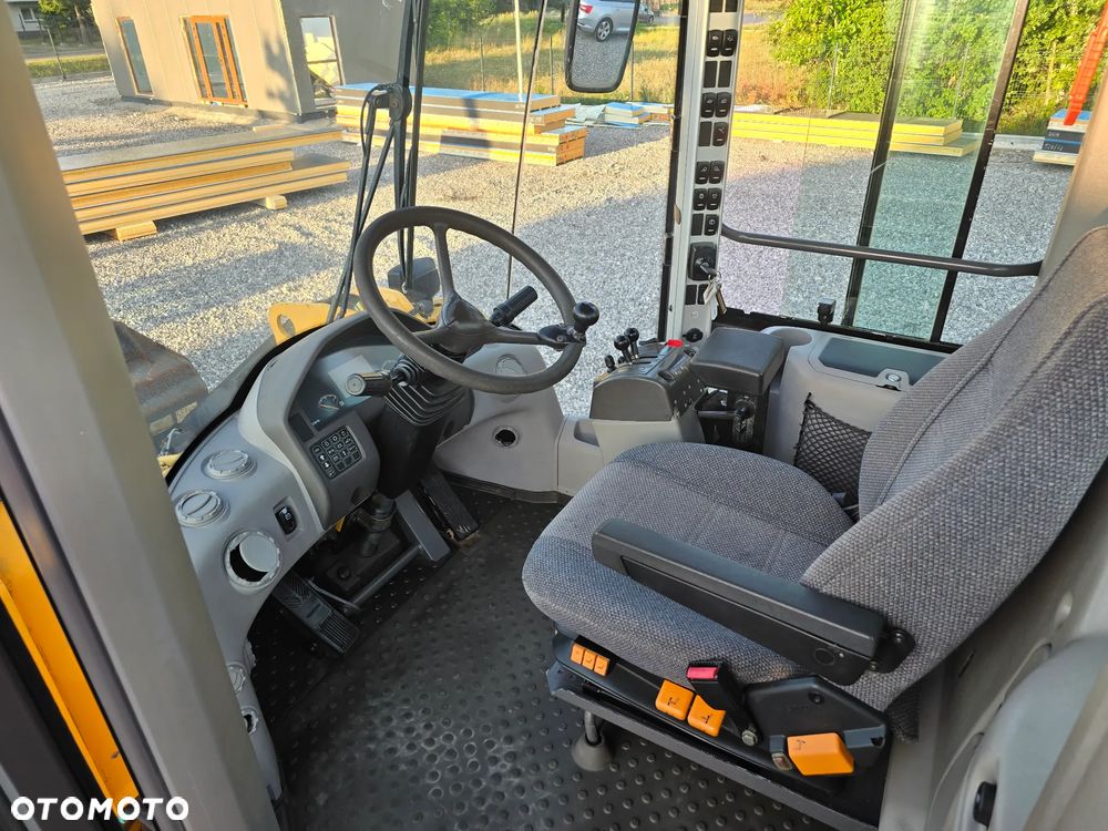 Volvo L60F/ładowarka/4X4/Klimatyzacja/ - 2