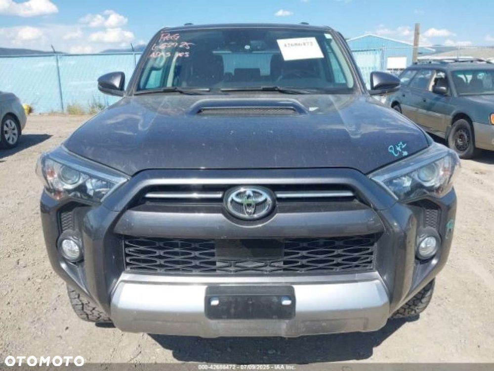 Toyota 4-Runner - 8