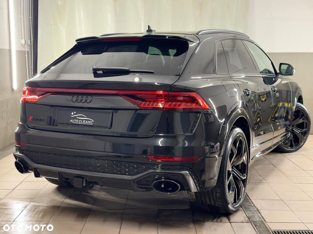Audi RS Q8 - 21