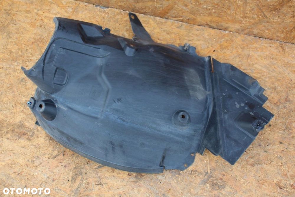 Nadkole LEWE PRZEDNIE MERCEDES C-Klasa w204 2046904730 - 1