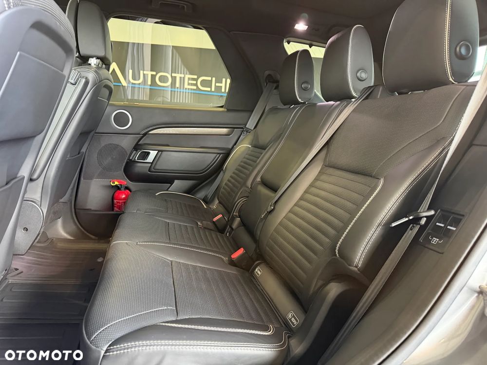 Land Rover Discovery 3.0 Td6 SkyView Edition - 18