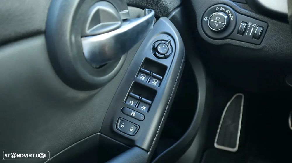 Fiat 500X 1.3 FireFly Sport DCT - 48