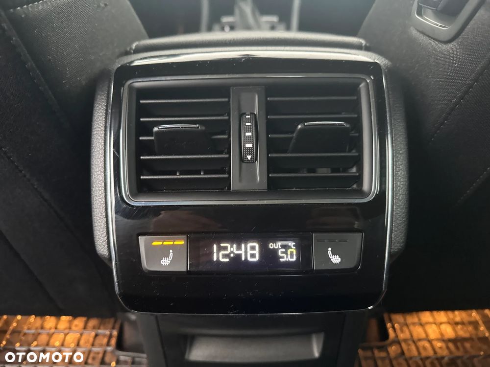 Skoda Superb 2.0 TDI SCR Style DSG - 17