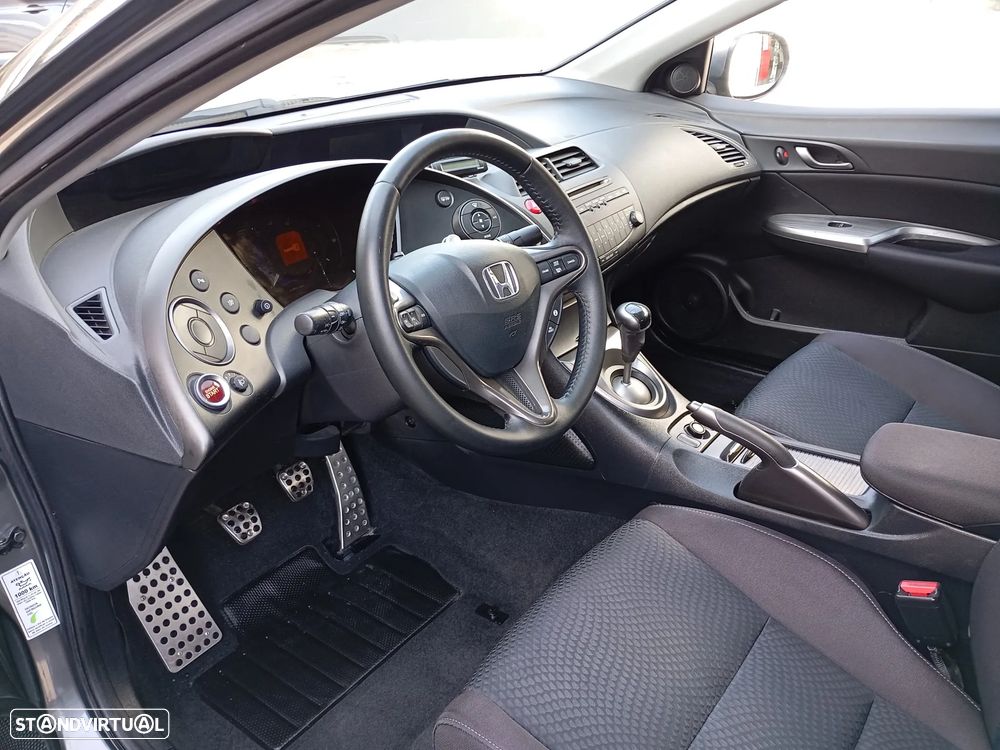 Honda Civic 1.4 i-VTEC Sport Edition - 9