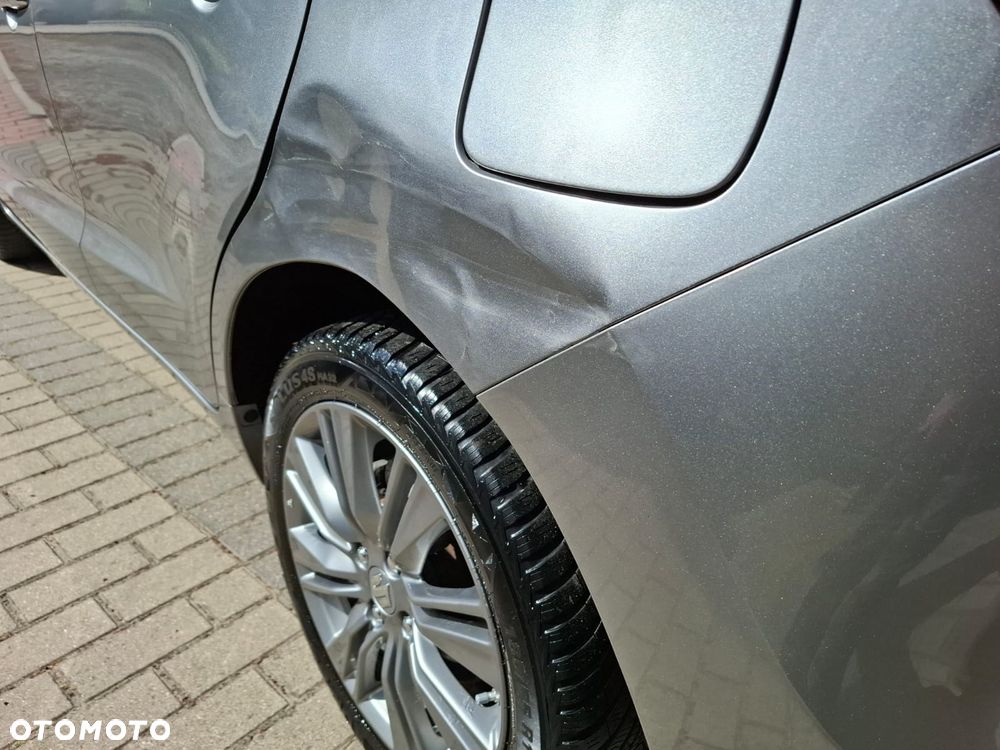 Suzuki Baleno 1.0 T Premium Plus - 6
