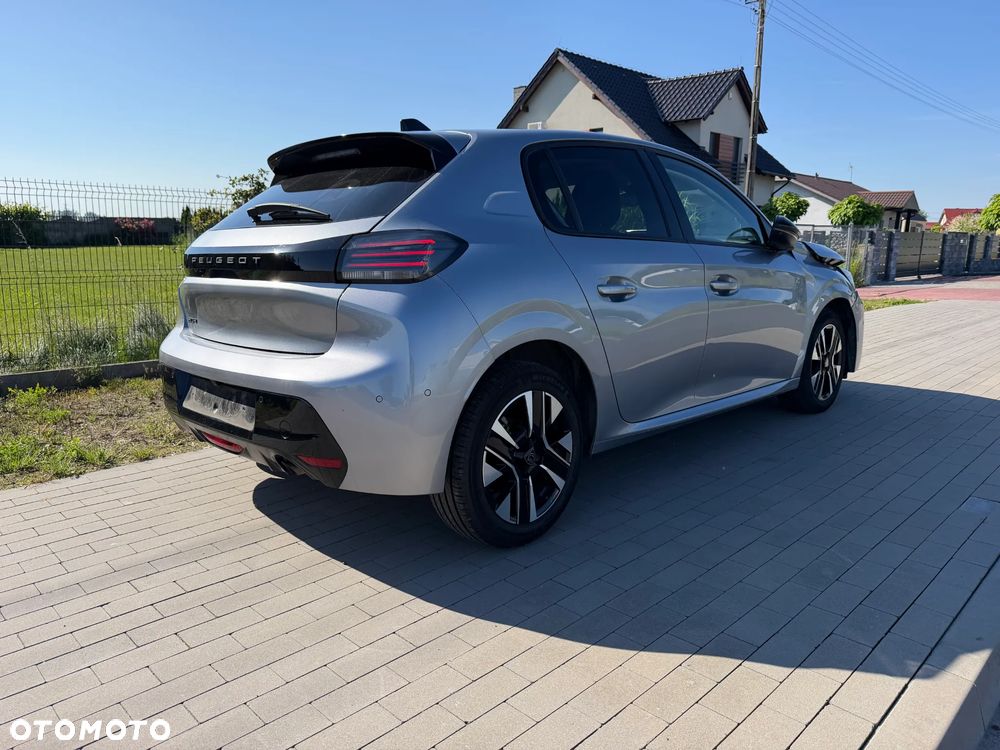 Peugeot 208 PureTech 100 Allure - 9