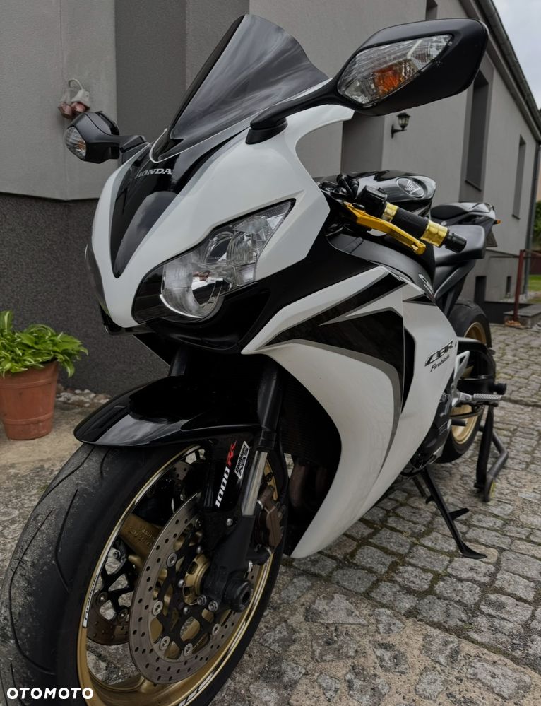 Honda CBR - 4