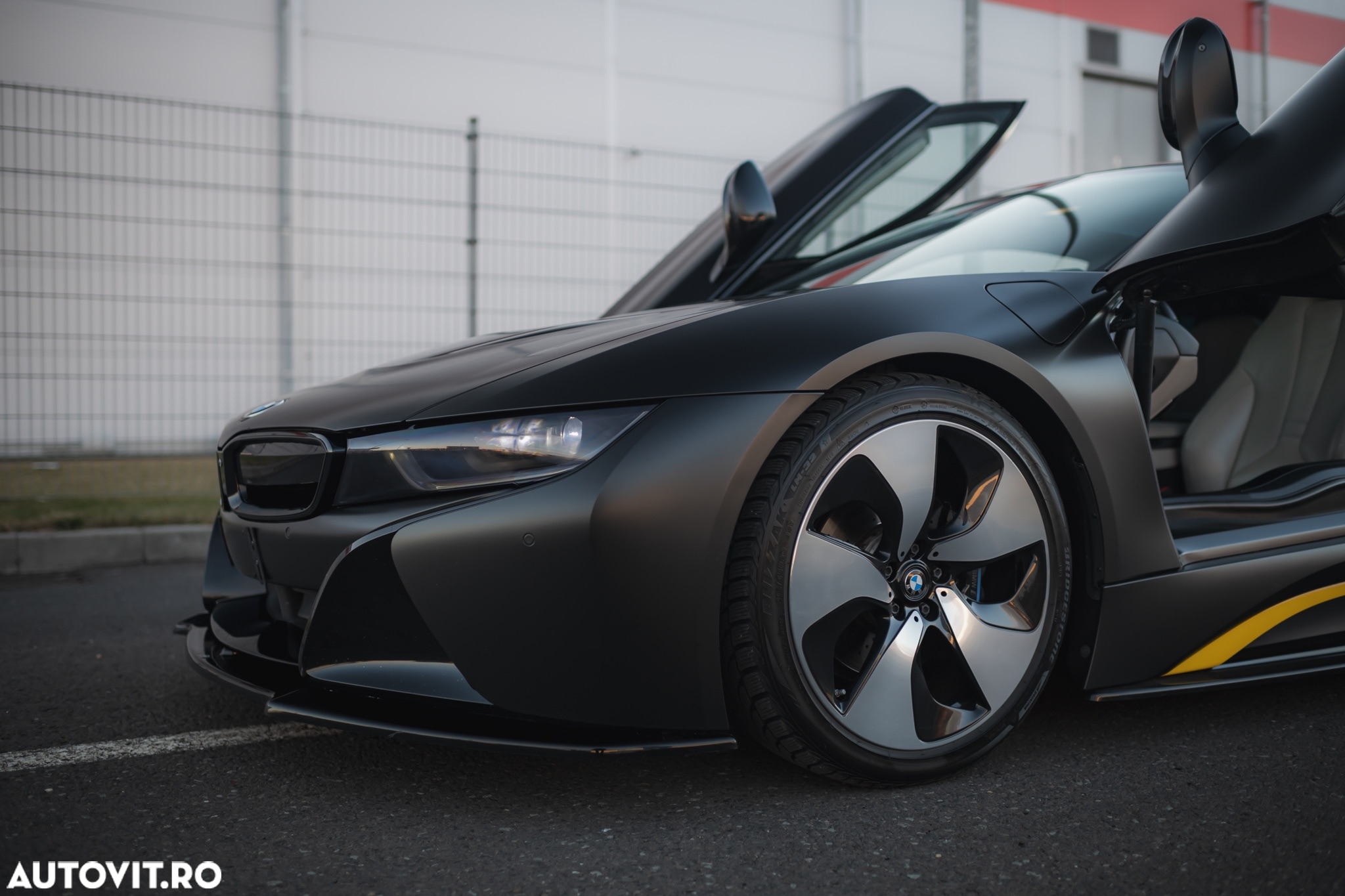 BMW i8 Coupe - 4