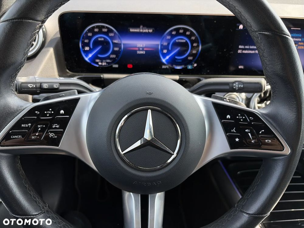 Mercedes-Benz EQA 250+ 70.5kWh Progressive - 19