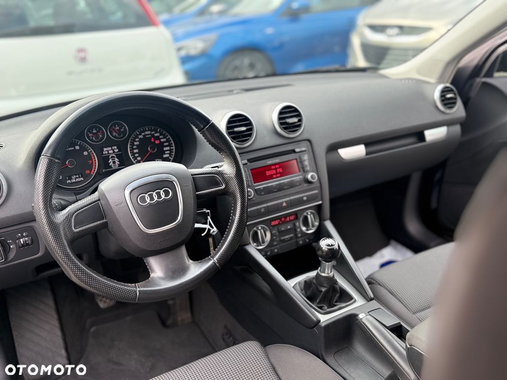 Audi A3 Sportback 1.4 TFSI Ambition - 28