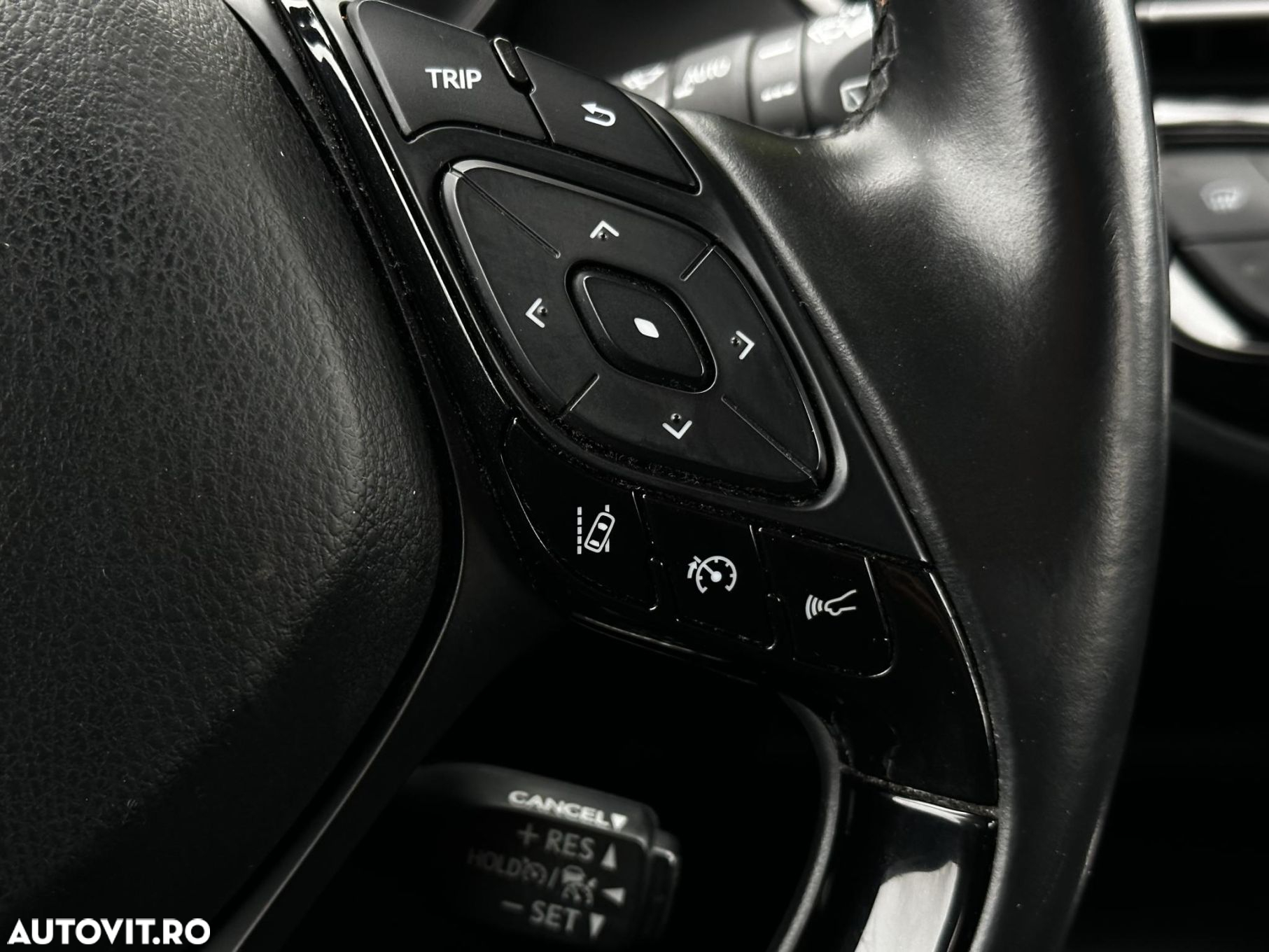 Toyota C-HR - 15