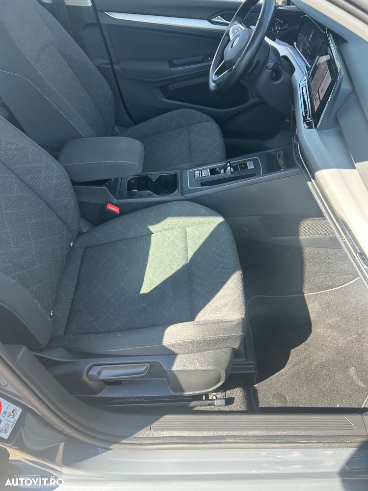 Volkswagen Golf 1.5 eTSI DSG MHEV Life - 18