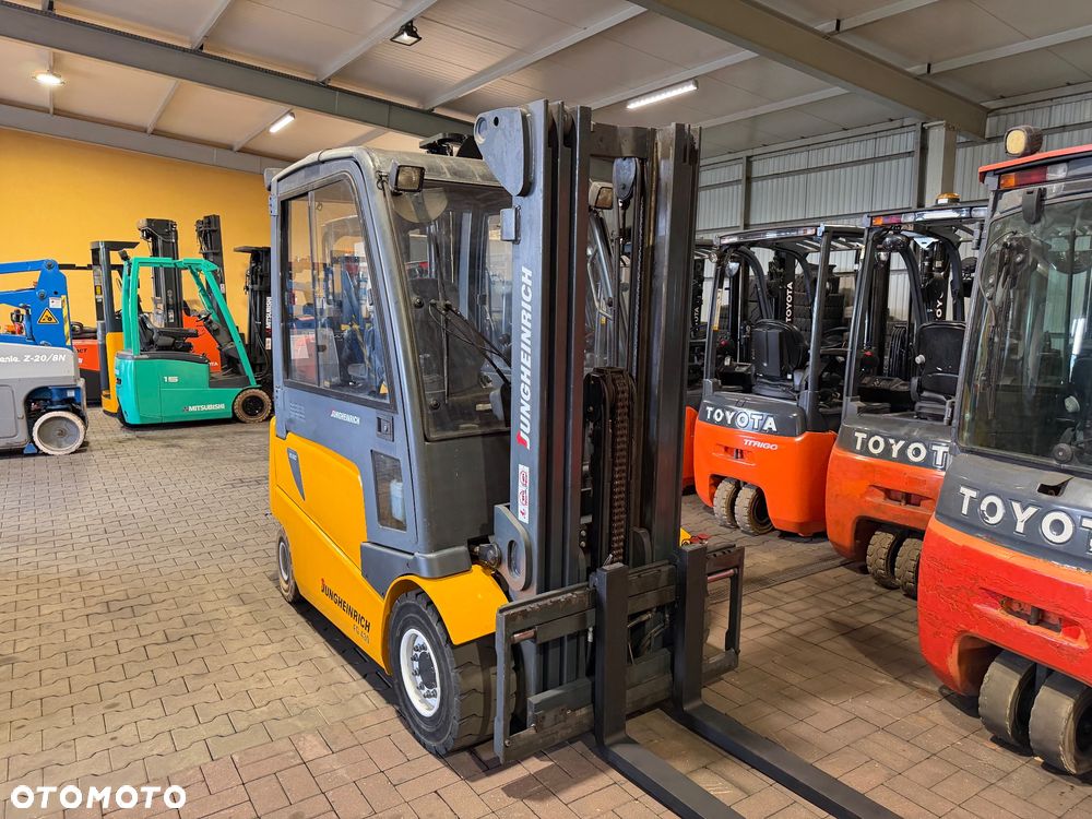 Jungheinrich EFG430 - 13