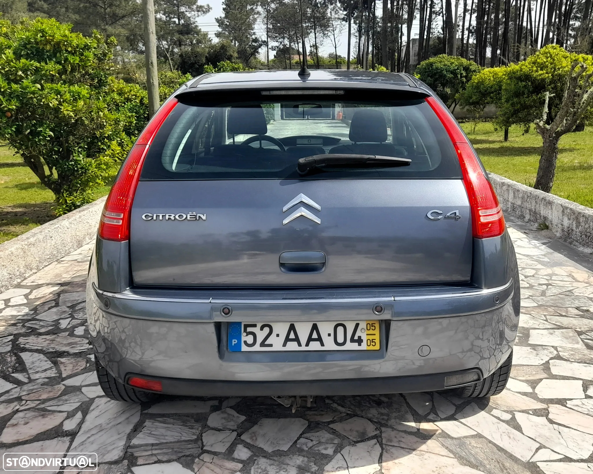Citroën C4 1.6 HDi 110 Exclusive - 6