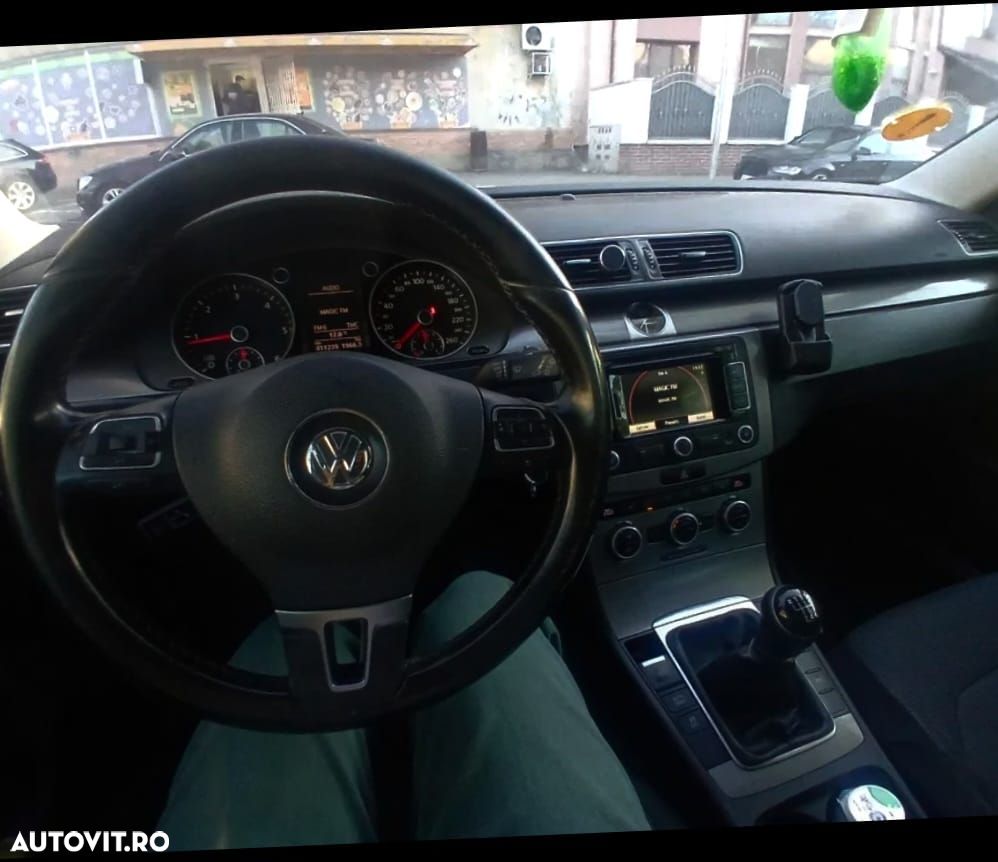Volkswagen Passat 2.0 TDI BlueMotion Technology Trendline - 2