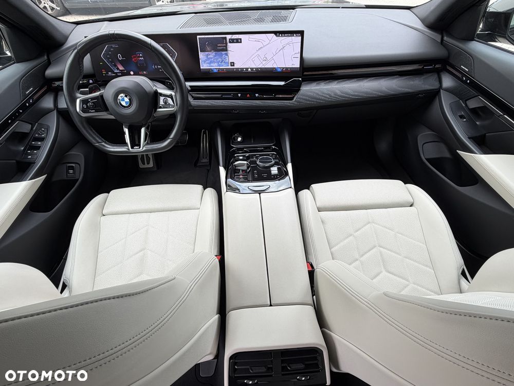 BMW Seria 5 520d xDrive mHEV M Sport - 15