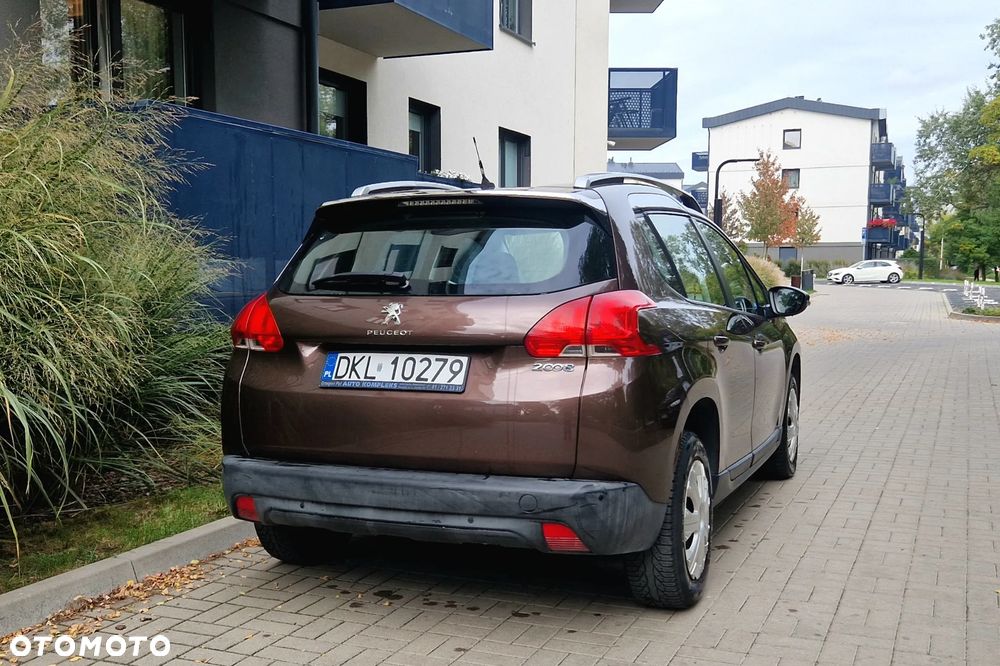 Peugeot 2008 - 4
