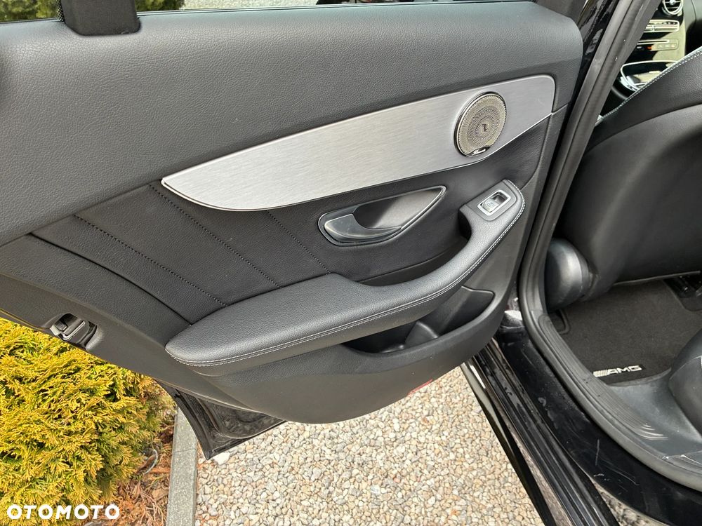 Mercedes-Benz Klasa C 220 d 4Matic 9G-TRONIC AMG Line - 27