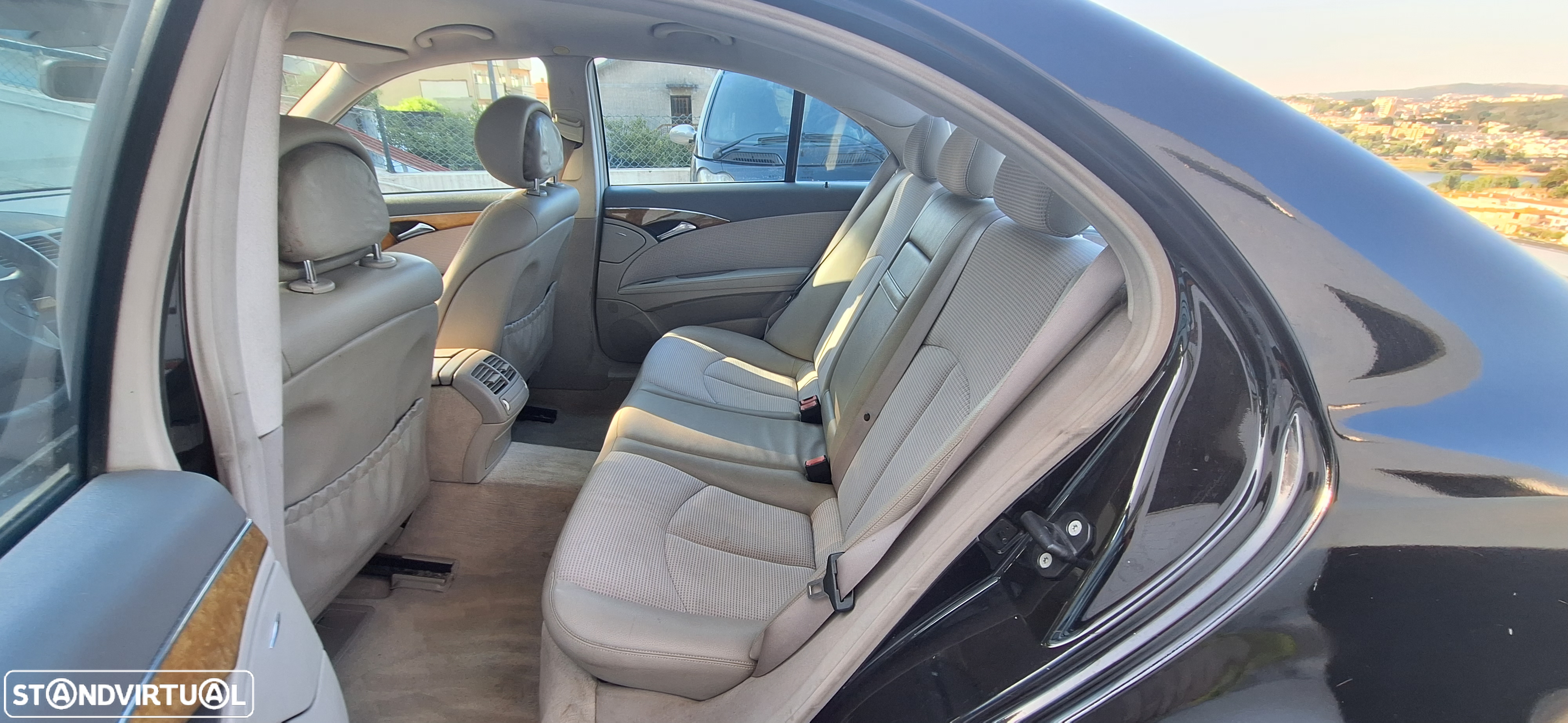 Mercedes-Benz E 220 CDi Avantgarde - 11