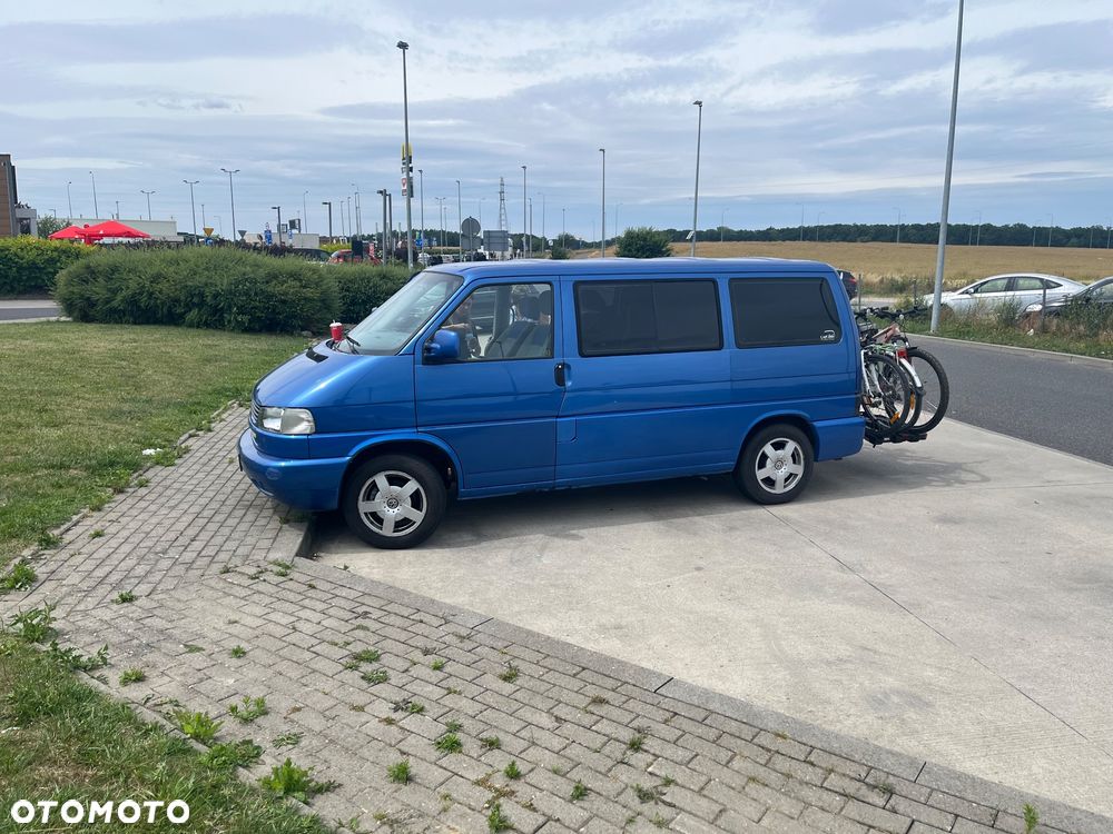 Volkswagen Multivan - 30