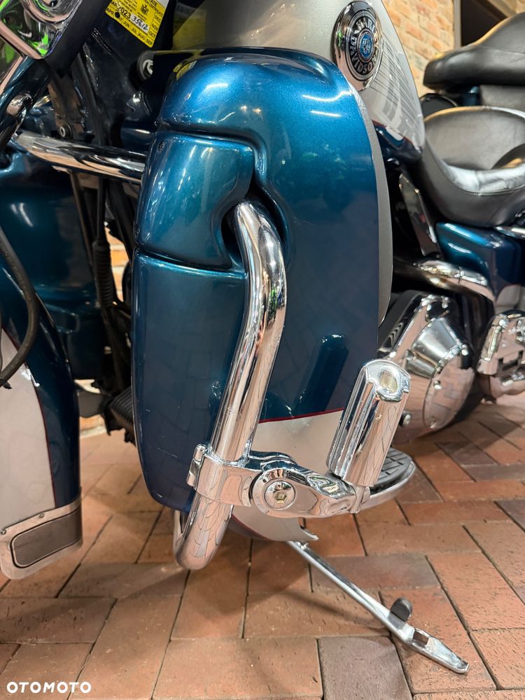 Harley-Davidson FLH Electra Glide - 28