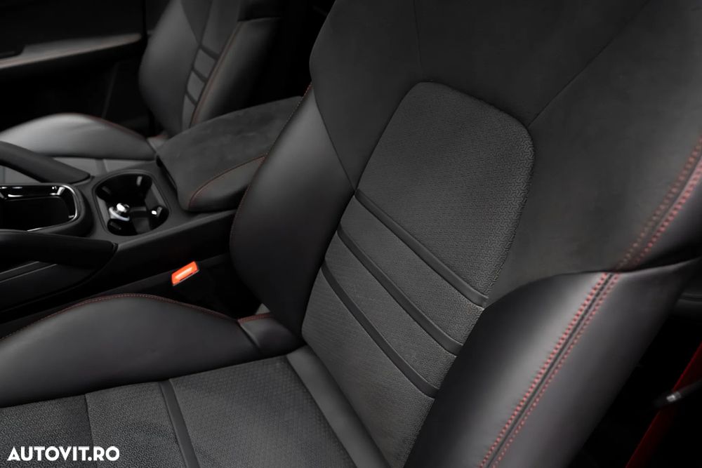 Porsche Cayenne GTS - 26