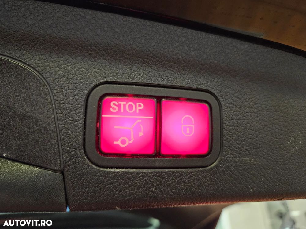 Mercedes-Benz GLE 350 de 4MATIC 9G-TRONIC AMG Line - 12